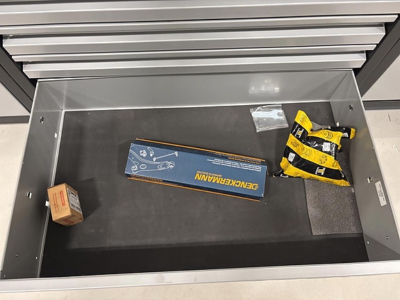 Product image 17 of 20