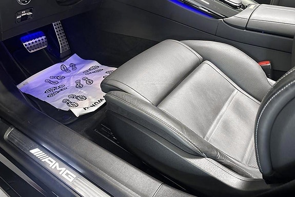 Mercedes-Benz SL63 25 of 25