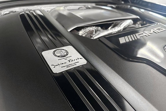 Mercedes-Benz SL63 19 of 25