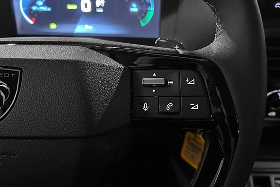 Peugeot e-Expert 15 of 23
