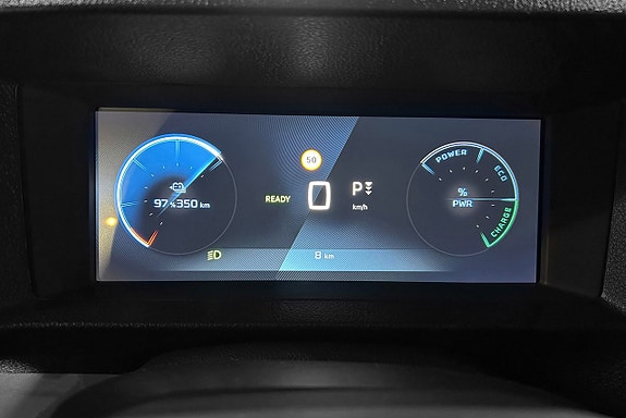 Peugeot e-Expert 17 of 23