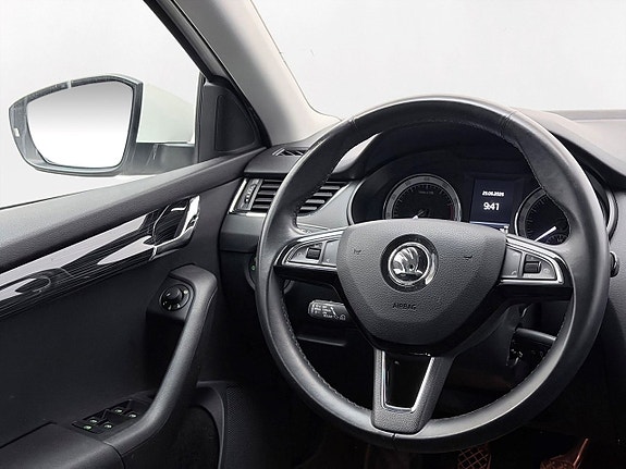 Skoda Octavia 16 of 29
