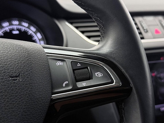 Skoda Octavia 19 of 29