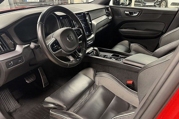 Volvo XC60 5 of 5