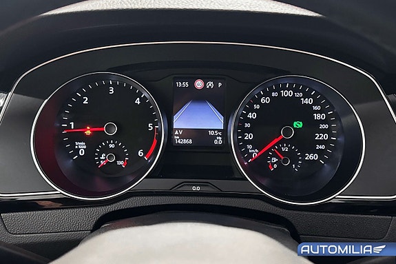 Volkswagen Passat Alltrack 8 of 20