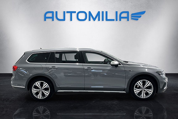 Volkswagen Passat Alltrack 19 of 20