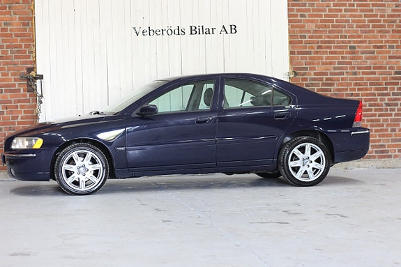 Volvo S60 5 of 5