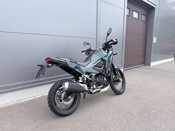 Kawasaki KLE500SE 2 of 8