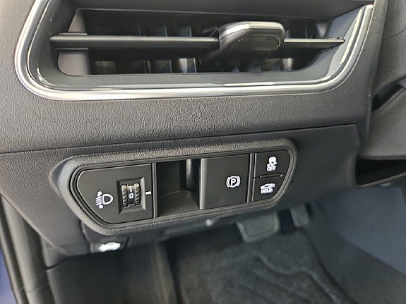 Kia K4 16 of 18