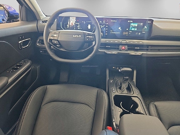 Kia K4 6 of 18