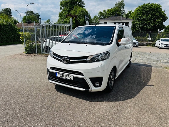 Toyota Proace 2 of 5