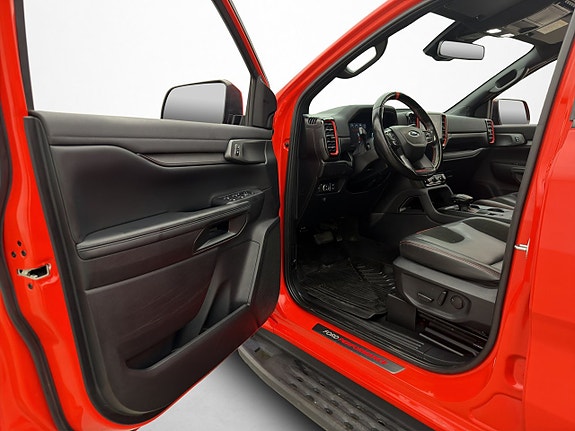Ford Ranger Raptor 15 of 30