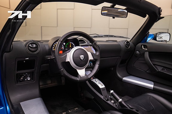 Tesla Roadster 9 of 21