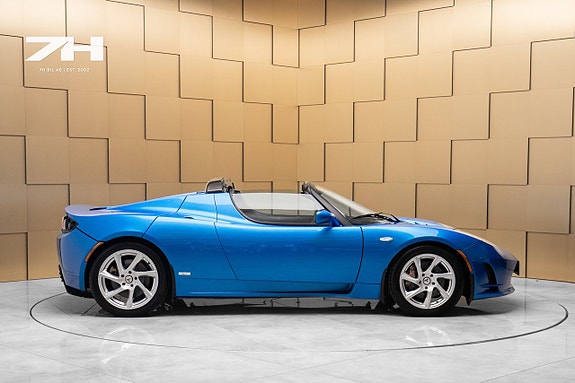 Tesla Roadster 6 of 21