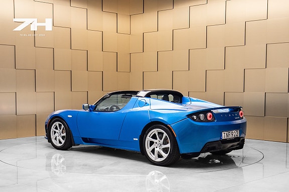 Tesla Roadster 3 of 5