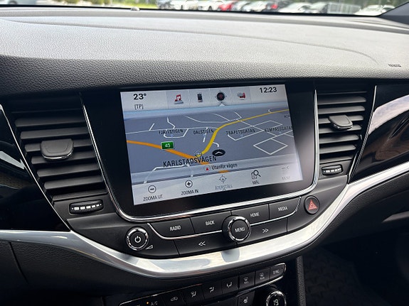 Opel Astra 21 of 29