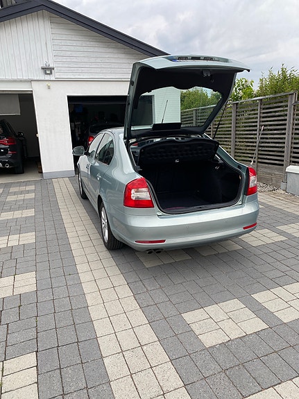 Skoda Octavia 4 of 5
