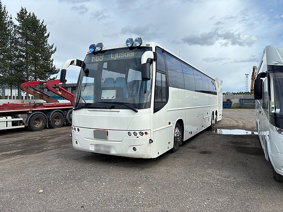 Buss / Racingbuss VOLVO B12M 6X2/9700H