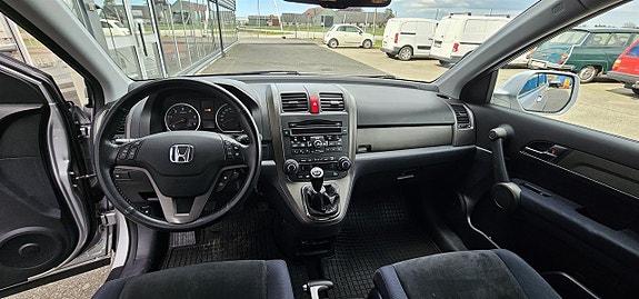 Honda CR-V 13 of 23