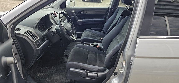 Honda CR-V 11 of 23