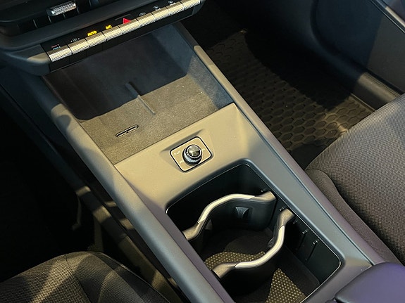 Volkswagen ID.3 Neo 15 of 16