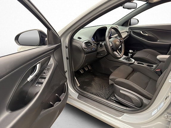 Hyundai i30 13 of 29
