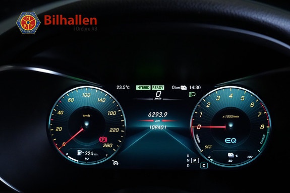 Mercedes-Benz C300 12 of 17