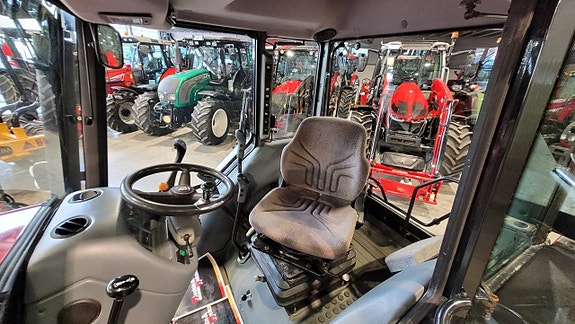 Massey Ferguson 4435 / Lastare / 2893 timmar 12 of 12