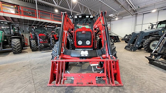 Massey Ferguson 4435 / Lastare / 2893 timmar 4 of 12