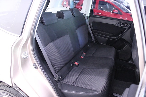 Subaru Forester 14 of 26