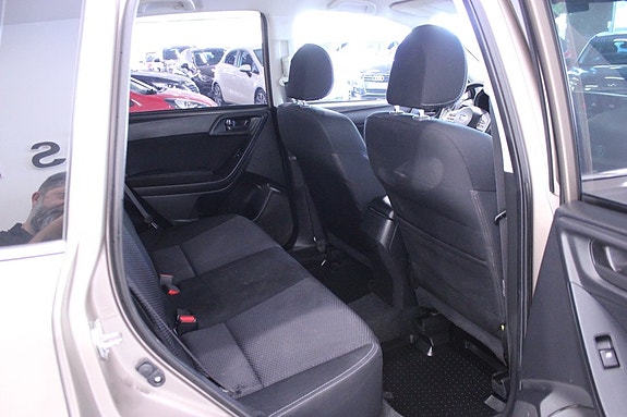Subaru Forester 13 of 26