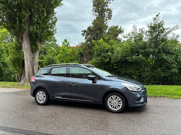 Renault Clio 2 of 5