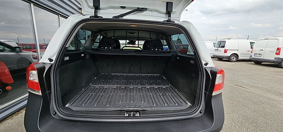 Volvo XC70 19 of 26