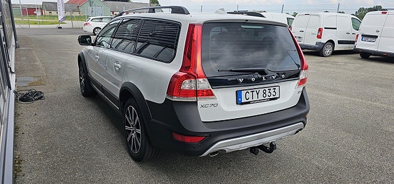 Volvo XC70 8 of 26