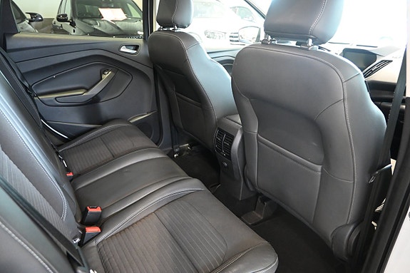 Ford Kuga 13 of 19