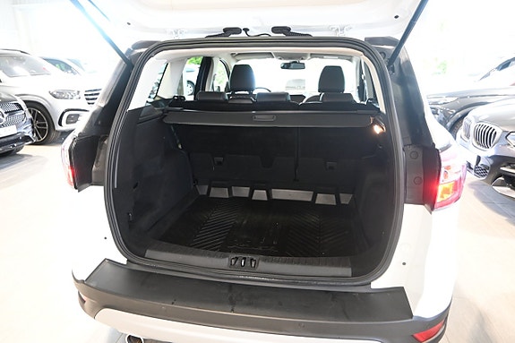 Ford Kuga 14 of 19