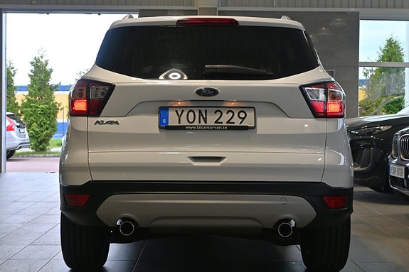 Ford Kuga 4 of 19