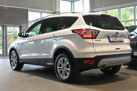 Ford Kuga 3 of 19