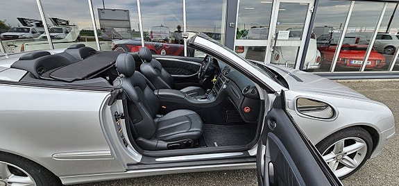 Mercedes-Benz CLK240 16 of 22