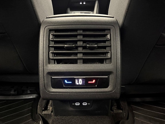Volkswagen Golf VIII 16 of 30