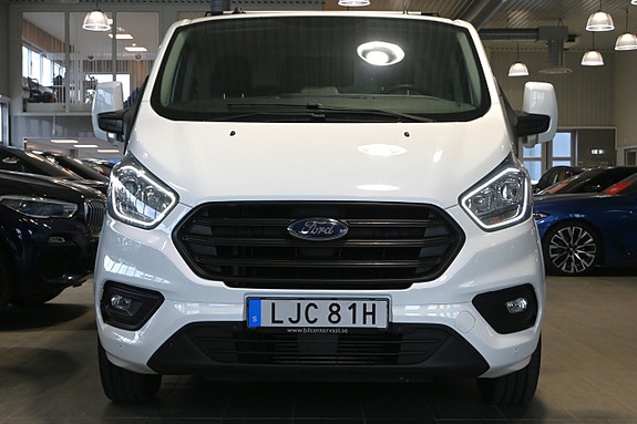 Ford Transit Custom 5 of 5
