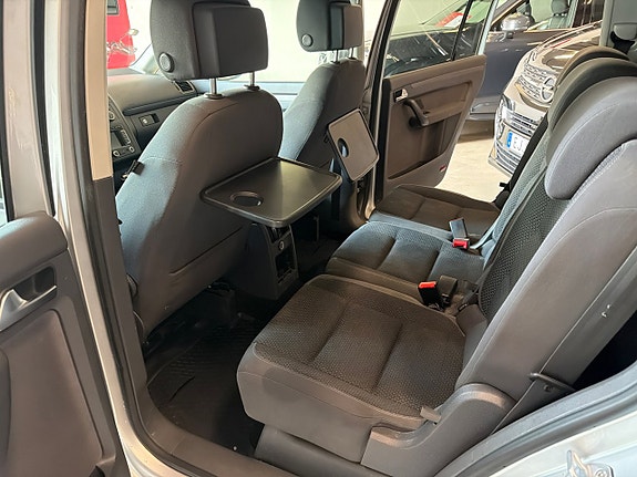 Volkswagen Touran 9 of 11
