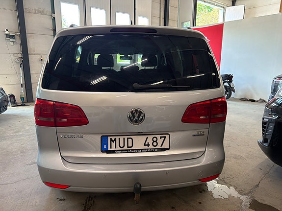 Volkswagen Touran 6 of 11