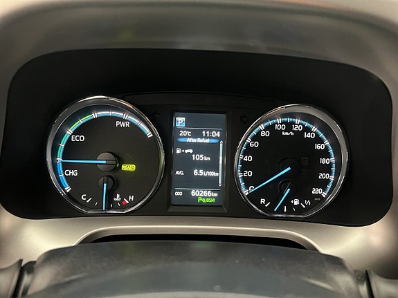Toyota RAV4 18 of 30