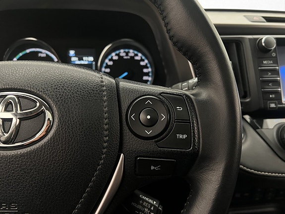 Toyota RAV4 19 of 30