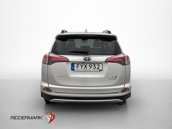 Toyota RAV4 7 of 30