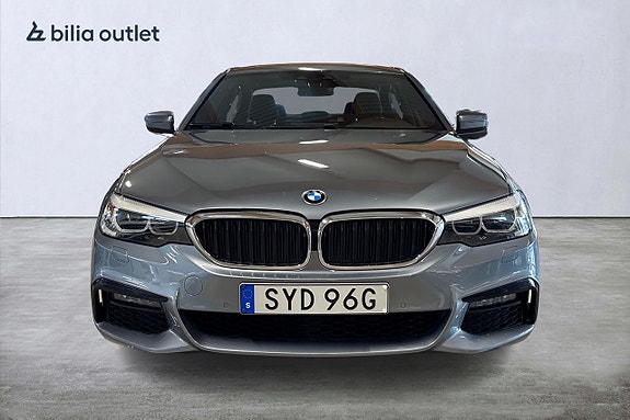 BMW 520d 4 of 5