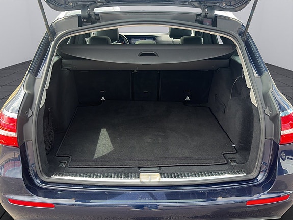 Mercedes-Benz E400 23 of 23