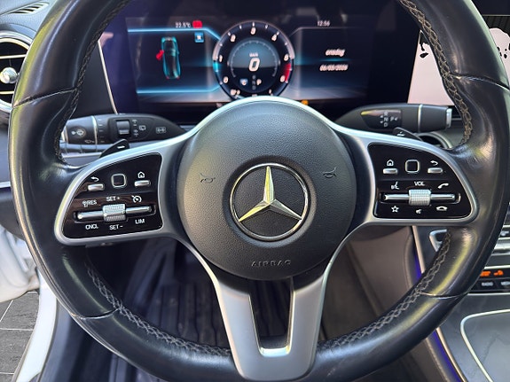 Mercedes-Benz E220 d 15 of 20