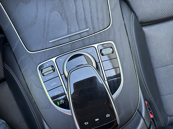 Mercedes-Benz E220 d 19 of 20